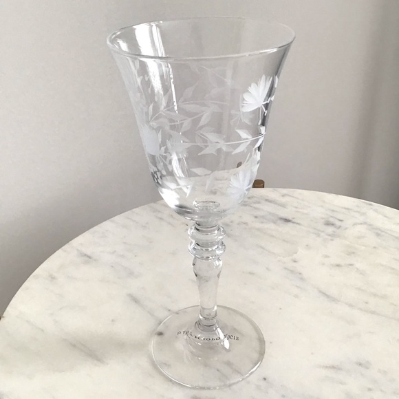 Anthropologie Handcrafted Wine Glasses Set of Four Rare NIB - Picture 10 of 12